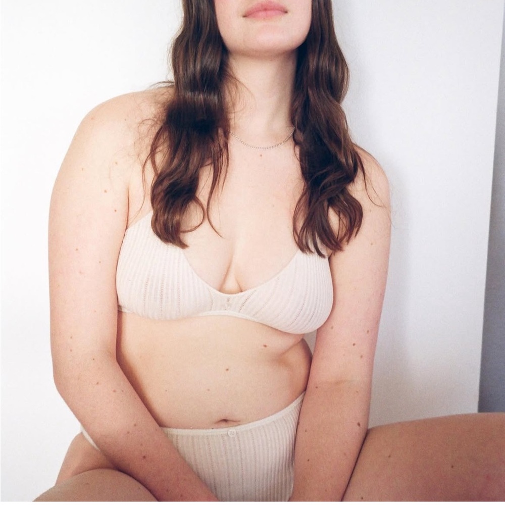 Soft and wet ribbed pointelle cotton set